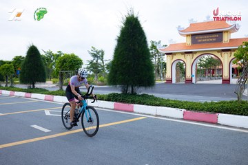 Photo VIET NAM TRI FACTOR CHAMPIONSHIP x HO CHI MINH CITY CHAMPIONSHIP NĂM 2025 - 14ec67021fab44d0738e700c6578be1c.jpg