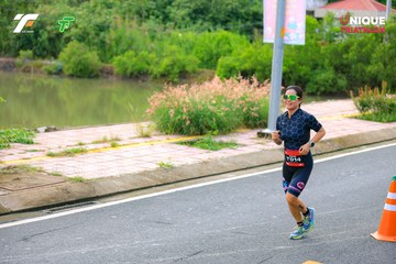 Ảnh sự kiện VIET NAM TRI FACTOR CHAMPIONSHIP x HO CHI MINH CITY CHAMPIONSHIP NĂM 2025 - 15d8d9ee8d75eb1f21e1c2d2027c1ef8.jpg