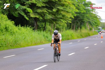 Ảnh sự kiện VIET NAM TRI FACTOR CHAMPIONSHIP x HO CHI MINH CITY CHAMPIONSHIP NĂM 2025 - 1b39cbb66c40f2c2a5c22ed884aef198.jpg