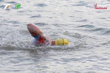 Ảnh sự kiện VIET NAM TRI FACTOR CHAMPIONSHIP x HO CHI MINH CITY CHAMPIONSHIP NĂM 2025 - 1c52a97203dc872878076d1d3cba201b.jpg
