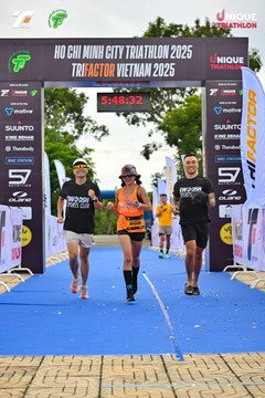 Photo VIET NAM TRI FACTOR CHAMPIONSHIP x HO CHI MINH CITY CHAMPIONSHIP NĂM 2025 - 1db6ee2da05f743f482715bafc207a18.jpg
