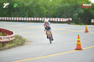 Ảnh sự kiện VIET NAM TRI FACTOR CHAMPIONSHIP x HO CHI MINH CITY CHAMPIONSHIP NĂM 2025 - 1e027e6ba4af791196650172ebf0c6d2.jpg