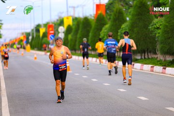 Ảnh sự kiện VIET NAM TRI FACTOR CHAMPIONSHIP x HO CHI MINH CITY CHAMPIONSHIP NĂM 2025 - 1e8a484b643a7af9c31b116fdfbe94c7.jpg