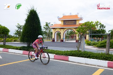Photo VIET NAM TRI FACTOR CHAMPIONSHIP x HO CHI MINH CITY CHAMPIONSHIP NĂM 2025 - 218d36b7d9bdd1fb9c84cd675932fb36.jpg