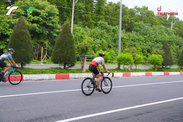 Ảnh sự kiện VIET NAM TRI FACTOR CHAMPIONSHIP x HO CHI MINH CITY CHAMPIONSHIP NĂM 2025 - 2192e9b0247027a4813ef4a03c50558a.jpg
