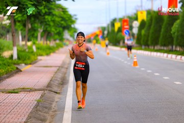 Ảnh sự kiện VIET NAM TRI FACTOR CHAMPIONSHIP x HO CHI MINH CITY CHAMPIONSHIP NĂM 2025 - 21b004e3d5899c9b1ee10963828f3aeb.jpg