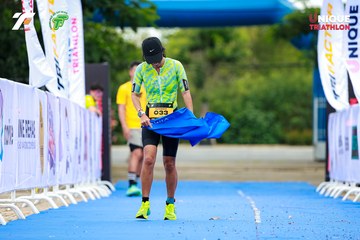 Photo VIET NAM TRI FACTOR CHAMPIONSHIP x HO CHI MINH CITY CHAMPIONSHIP NĂM 2025 - 21cd5a3b75f2eb1cde266288161be228.jpg