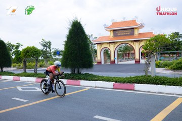 Photo VIET NAM TRI FACTOR CHAMPIONSHIP x HO CHI MINH CITY CHAMPIONSHIP NĂM 2025 - 2271b51aca8b3ec181895fbd4a731f0f.jpg
