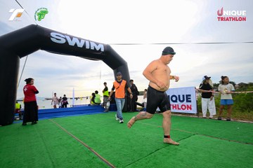Ảnh sự kiện VIET NAM TRI FACTOR CHAMPIONSHIP x HO CHI MINH CITY CHAMPIONSHIP NĂM 2025 - 22ceff7a397cf2fff9f687bc563ab2e7.jpg