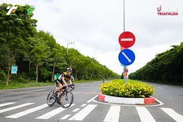 Photo VIET NAM TRI FACTOR CHAMPIONSHIP x HO CHI MINH CITY CHAMPIONSHIP NĂM 2025 - 22d3d811fd6cf75be7d294f2ea6b002c.jpg
