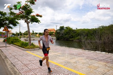 Photo VIET NAM TRI FACTOR CHAMPIONSHIP x HO CHI MINH CITY CHAMPIONSHIP NĂM 2025 - 248685caa81cd80eb287334e20b1e703.jpg