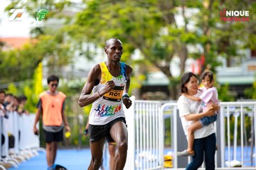 Photo VIET NAM TRI FACTOR CHAMPIONSHIP x HO CHI MINH CITY CHAMPIONSHIP NĂM 2025 - 2671201bc3f02475742a09aa6bb1754c.jpg