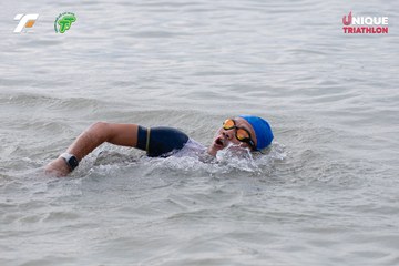 Ảnh sự kiện VIET NAM TRI FACTOR CHAMPIONSHIP x HO CHI MINH CITY CHAMPIONSHIP NĂM 2025 - 27563932c5f9dfe875db8e132c69ac6f.jpg