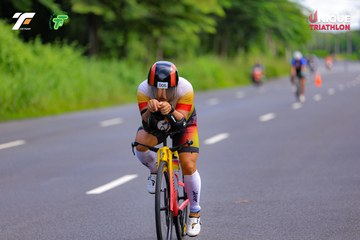 Ảnh sự kiện VIET NAM TRI FACTOR CHAMPIONSHIP x HO CHI MINH CITY CHAMPIONSHIP NĂM 2025 - 2a2c721cfcc4e81458b9f3273bdd8ae9.jpg
