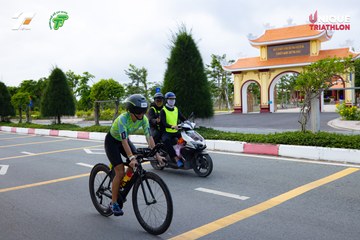 Photo VIET NAM TRI FACTOR CHAMPIONSHIP x HO CHI MINH CITY CHAMPIONSHIP NĂM 2025 - 2a645b2f91737f90e1f08683b77ea33f.jpg