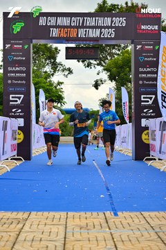 Photo VIET NAM TRI FACTOR CHAMPIONSHIP x HO CHI MINH CITY CHAMPIONSHIP NĂM 2025 - 2c52a4daacfecaa892cdcf85e26f099d.jpg