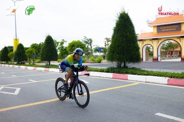 Photo VIET NAM TRI FACTOR CHAMPIONSHIP x HO CHI MINH CITY CHAMPIONSHIP NĂM 2025 - 2efcea6f8ed1613f973d7b754b5943c0.jpg