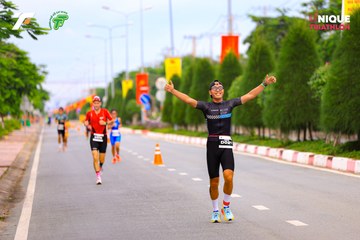 Ảnh sự kiện VIET NAM TRI FACTOR CHAMPIONSHIP x HO CHI MINH CITY CHAMPIONSHIP NĂM 2025 - 2f6a6df1c56fe9597936ff88bd7dd85c.jpg