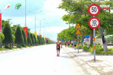 Ảnh sự kiện VIET NAM TRI FACTOR CHAMPIONSHIP x HO CHI MINH CITY CHAMPIONSHIP NĂM 2025 - 304ca3479463f2243a2c54c5839ba5ec.jpg