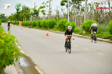 Ảnh sự kiện VIET NAM TRI FACTOR CHAMPIONSHIP x HO CHI MINH CITY CHAMPIONSHIP NĂM 2025 - 30c28d6676b2c57fe88fcd196a882ffc.jpg