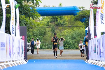 Photo VIET NAM TRI FACTOR CHAMPIONSHIP x HO CHI MINH CITY CHAMPIONSHIP NĂM 2025 - 3319457fae4bd85daee7e3c4f59493c3.jpg