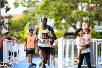 Photo VIET NAM TRI FACTOR CHAMPIONSHIP x HO CHI MINH CITY CHAMPIONSHIP NĂM 2025 - 332560e1bc24f9813587a4c6e5d9d878.jpg