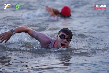 Ảnh sự kiện VIET NAM TRI FACTOR CHAMPIONSHIP x HO CHI MINH CITY CHAMPIONSHIP NĂM 2025 - 356fe452b80d8d4f74341a992fd40411.jpg