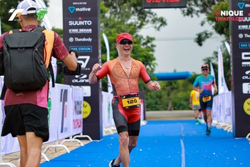 Photo VIET NAM TRI FACTOR CHAMPIONSHIP x HO CHI MINH CITY CHAMPIONSHIP NĂM 2025 - 37992f9e3b75b5665eeb4665751ceb6a.jpg