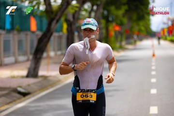 Photo VIET NAM TRI FACTOR CHAMPIONSHIP x HO CHI MINH CITY CHAMPIONSHIP NĂM 2025 - 3bffc02b21279f4d8487070297dae283.jpg