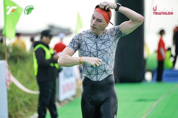 Ảnh sự kiện VIET NAM TRI FACTOR CHAMPIONSHIP x HO CHI MINH CITY CHAMPIONSHIP NĂM 2025 - 3de595adb3262271c073f8c35cf17d10.jpg