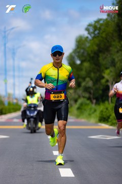 Photo VIET NAM TRI FACTOR CHAMPIONSHIP x HO CHI MINH CITY CHAMPIONSHIP NĂM 2025 - 421e24b652b5a159424b7b3ec364144a.jpg