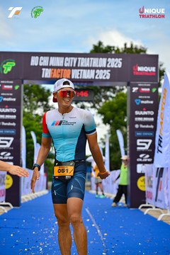 Photo VIET NAM TRI FACTOR CHAMPIONSHIP x HO CHI MINH CITY CHAMPIONSHIP NĂM 2025 - 4266cd9b9ad85236af56afa67fdc9c68.jpg