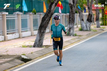 Photo VIET NAM TRI FACTOR CHAMPIONSHIP x HO CHI MINH CITY CHAMPIONSHIP NĂM 2025 - 458251e9f6422beb4e189a4961bcabbe.jpg