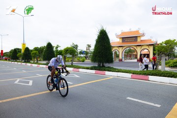 Photo VIET NAM TRI FACTOR CHAMPIONSHIP x HO CHI MINH CITY CHAMPIONSHIP NĂM 2025 - 49be8e9c8ba0b48fea335e7798f1e459.jpg
