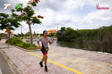 Photo VIET NAM TRI FACTOR CHAMPIONSHIP x HO CHI MINH CITY CHAMPIONSHIP NĂM 2025 - 4a020935acb4a03492d5e657a20a043c.jpg