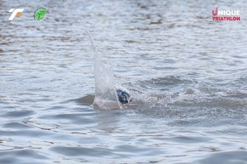 Ảnh sự kiện VIET NAM TRI FACTOR CHAMPIONSHIP x HO CHI MINH CITY CHAMPIONSHIP NĂM 2025 - 4bfda48842db2d8f4253207befa2e6b7.jpg
