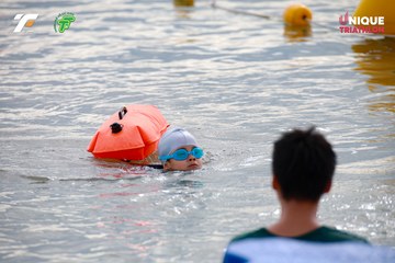 Ảnh sự kiện VIET NAM TRI FACTOR CHAMPIONSHIP x HO CHI MINH CITY CHAMPIONSHIP NĂM 2025 - 5a178cbfa4b8cd2f1bb43b30913cc1ed.jpg