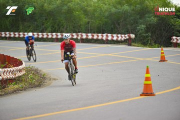 Ảnh sự kiện VIET NAM TRI FACTOR CHAMPIONSHIP x HO CHI MINH CITY CHAMPIONSHIP NĂM 2025 - 5b0d8202d22771010e7a3953155b1b5b.jpg