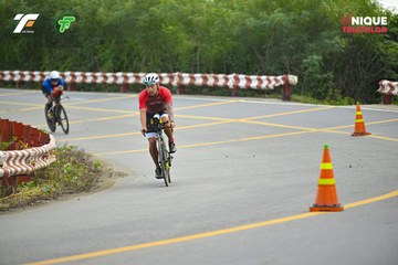 Ảnh sự kiện VIET NAM TRI FACTOR CHAMPIONSHIP x HO CHI MINH CITY CHAMPIONSHIP NĂM 2025 - 5b297e251588b093c4113496e2151a68.jpg