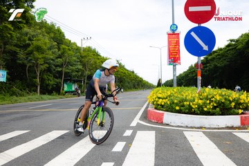 Photo VIET NAM TRI FACTOR CHAMPIONSHIP x HO CHI MINH CITY CHAMPIONSHIP NĂM 2025 - 5b75ce0e5b6bee067dcffd792d0e024c.jpg