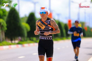 Ảnh sự kiện VIET NAM TRI FACTOR CHAMPIONSHIP x HO CHI MINH CITY CHAMPIONSHIP NĂM 2025 - 5da8c1d8bd6d3d2d41ec250186c09e0b.jpg