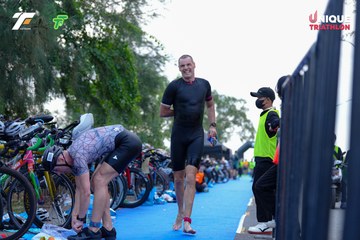 Ảnh sự kiện VIET NAM TRI FACTOR CHAMPIONSHIP x HO CHI MINH CITY CHAMPIONSHIP NĂM 2025 - 5df01d52ff2b250d281ee01262371397.jpg