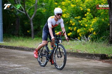 Photo VIET NAM TRI FACTOR CHAMPIONSHIP x HO CHI MINH CITY CHAMPIONSHIP NĂM 2025 - 5ecb4bf0dcaaa6680534976f5ae356d9.jpg