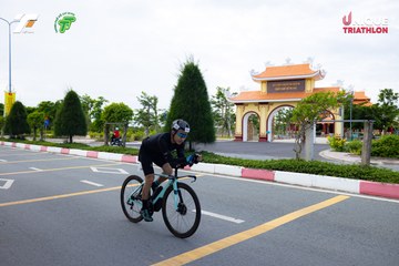 Photo VIET NAM TRI FACTOR CHAMPIONSHIP x HO CHI MINH CITY CHAMPIONSHIP NĂM 2025 - 5fa2f6a1c6ae19613a6f418f318eb207.jpg
