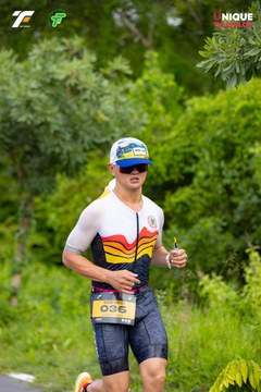 Ảnh sự kiện VIET NAM TRI FACTOR CHAMPIONSHIP x HO CHI MINH CITY CHAMPIONSHIP NĂM 2025 - 618f0fb9180813c4307e696a70d6411c.jpg