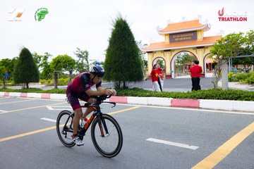 Photo VIET NAM TRI FACTOR CHAMPIONSHIP x HO CHI MINH CITY CHAMPIONSHIP NĂM 2025 - 61c8245dd36bf398d157cf656a36aeb3.jpg