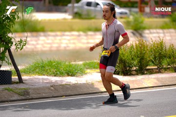 Ảnh sự kiện VIET NAM TRI FACTOR CHAMPIONSHIP x HO CHI MINH CITY CHAMPIONSHIP NĂM 2025 - 656cb4befaad2100d11e5a10d2082160.jpg