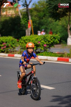 Ảnh sự kiện VIET NAM TRI FACTOR CHAMPIONSHIP x HO CHI MINH CITY CHAMPIONSHIP NĂM 2025 - 68d110f3ef940626984b7aba9efd8202.jpg