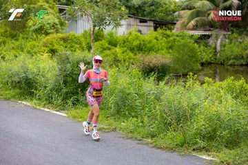 Photo VIET NAM TRI FACTOR CHAMPIONSHIP x HO CHI MINH CITY CHAMPIONSHIP NĂM 2025 - 6a82aad952b39fd6559514c65e51b9db.jpg