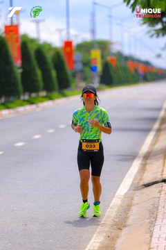 Ảnh sự kiện VIET NAM TRI FACTOR CHAMPIONSHIP x HO CHI MINH CITY CHAMPIONSHIP NĂM 2025 - 6bc987b8152bf350a7255a0084835bff.jpg